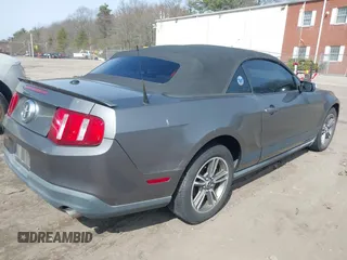 2010 Ford Mustang V6 с VIN 1ZVBP8EN6A5107210, выставлен на аукционе IAAI как лот 41954786 с пробегом 142 198 миль миль и . История ставок и продаж доступна на DreamBid. Изображение 4.