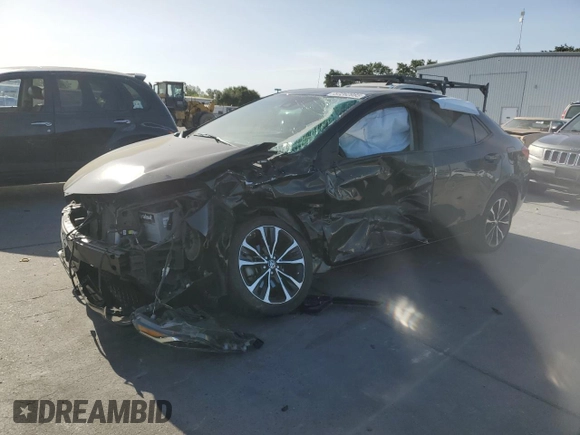 2019 Toyota Corolla L z VIN 2T1BURHE2KC130758, wystawiony jako Copart lot #57262985 z przebiegiem 48 758 mil mil oraz Szkoda całkowita • Salvage title. Historia ofert i sprzedaży dostępna na DreamBid. Obrazek 1.