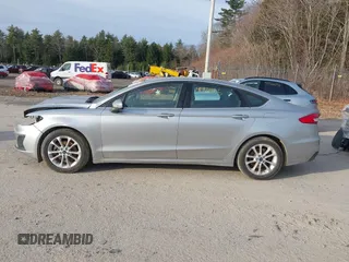 2020 Ford Fusion SE with VIN 3FA6P0HD2LR142227, listed as a IAAI auction lot 41934155 with 51,073 mi miles. Bid and sale history available at carsss.com. Image 14.
