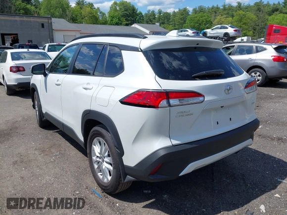 2024 Toyota Corolla Cross LE with VIN 7MUBAABG7RV089653, listed as a IAAI auction lot 42341779 with 4,392 mi miles and . Bid and sale history available at DreamBid. Image 3.