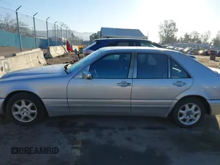 1996 Mercedes-Benz S 320 with VIN WDBGA32E9TA307279, listed as a IAAI auction lot 41631747 with 189,048 mi miles and . Bid and sale history available at DreamBid. Image 14.