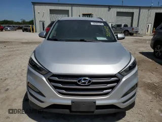2018 Hyundai Tucson SEL z VIN KM8J33A48JU760472, wystawiony jako Copart lot #56302595 z przebiegiem 116 192 mil mil oraz Czysty tytuł • Clean title. Historia ofert i sprzedaży dostępna na DreamBid. Obrazek 5.