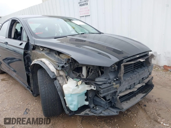 2014 Ford Fusion SE with VIN 3FA6P0H77ER318380, listed as a IAAI auction lot 41540965 with 201,502 mi miles. Bid and sale history available at carsss.com. Image 6.
