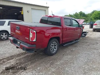 2019 GMC Canyon 4WD All Terrain z VIN 1GTG6FEN3K1139203, wystawiony jako IAAI lot #42194254 z przebiegiem 62 248 mil mil oraz . Historia ofert i sprzedaży dostępna na DreamBid. Obrazek 4.