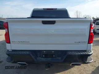 2021 Chevrolet Silverado 1500 Custom Trail Boss with VIN 1GCPYCEF6MZ240242, listed as a IAAI auction lot 41218492 with Not Provided miles and . Bid and sale history available at DreamBid. Image 16.
