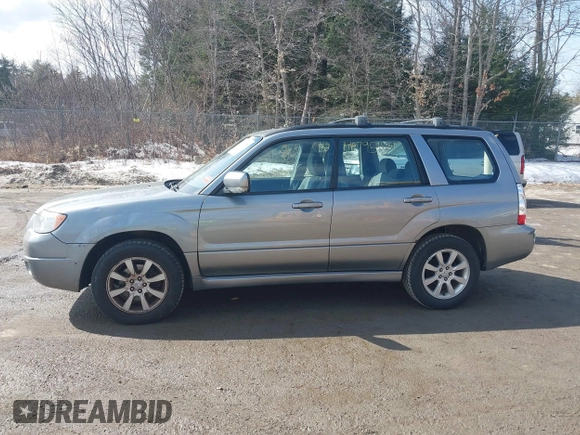 2007 Subaru Forester X w/Premium Pkg with VIN JF1SG65607H727290, listed as a IAAI auction lot 41795154 with 261,798 mi miles. Bid and sale history available at carsss.com. Image 12.