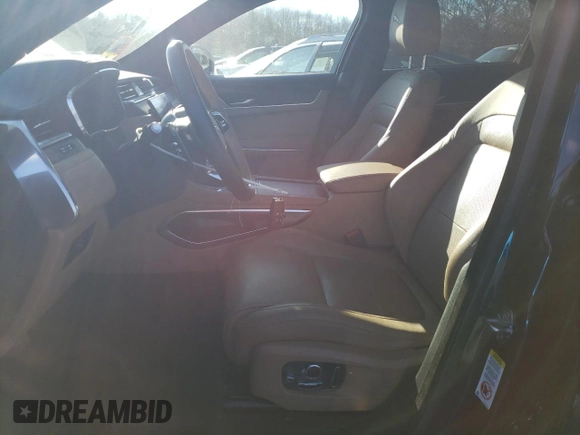 2023 Jaguar F-Pace S с VIN SADCJ2EX4PA704349, выставлен на аукционе Copart как лот 82361814 с пробегом 14 745 миль миль и Списание • Salvage title. История ставок и продаж доступна на DreamBid. Изображение 7.