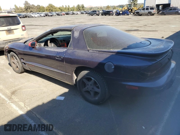 2000 Pontiac Firebird Firebird z VIN 2G2FS22K8Y2116172, wystawiony jako Copart lot #68748904 z przebiegiem Nie podano mil oraz Czysty tytuł • Clean title. Historia ofert i sprzedaży dostępna na DreamBid. Obrazek 2.