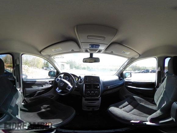 2019 Dodge Grand Caravan SE with VIN 2C4RDGBG8KR646829, listed as a IAAI auction lot 42136947 with 73,015 mi miles and . Bid and sale history available at DreamBid. Image 18.