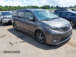 2016 Toyota Sienna SE with VIN 5TDXK3DC7GS696605, listed as a IAAI auction lot 42689084 with 154,922 mi miles and . Bid and sale history available at DreamBid. Image 1.