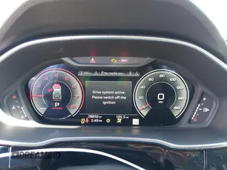 2022 Audi Q3 S line Premium Plus z VIN WA1EECF30N1126400, wystawiony jako IAAI lot #41822175 z przebiegiem 28 850 mil mil oraz . Historia ofert i sprzedaży dostępna na DreamBid. Obrazek 7.