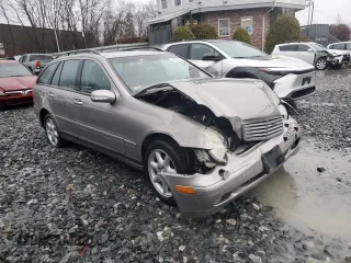 2003 Mercedes-Benz C 240 with VIN WDBRH81J23F350302, listed as a Copart auction lot 47828305 with 138,008 mi miles and Clean title. Bid and sale history available at DreamBid. Image 4.