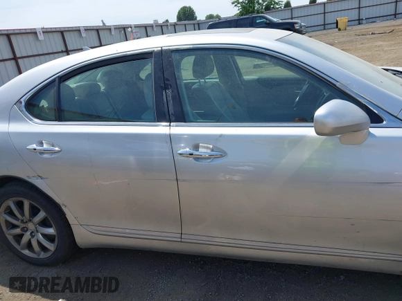 2009 Lexus LS 460 с VIN JTHCL46F495004008, выставлен на аукционе IAAI как лот 42467005 с пробегом 137 778 миль миль и . История ставок и продаж доступна на DreamBid. Изображение 13.