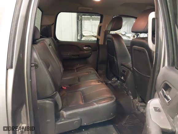2008 GMC Sierra 1500 Work Truck with VIN 2GTEK133581237014, listed as a IAAI auction lot 41894344 with 125,667 mi miles. Bid and sale history available at carsss.com. Image 8.
