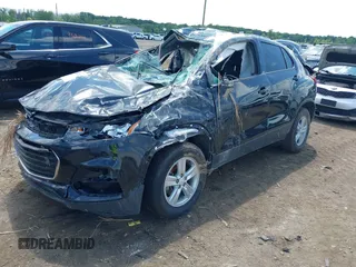 2019 Chevrolet Trax LS with VIN 3GNCJNSB5KL245380, listed as a IAAI auction lot 39913720 with 1 mi miles. Bid and sale history available at carsss.com. Image 2.