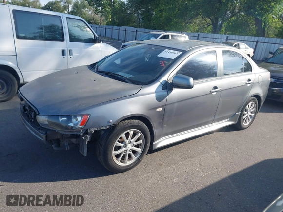 2012 Mitsubishi Lancer SE z VIN JA32V2FW5CU017227, wystawiony jako IAAI lot #42439904 z przebiegiem 110 744 mil mil oraz . Historia ofert i sprzedaży dostępna na DreamBid. Obrazek 2.
