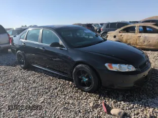 2013 Chevrolet Impala Police z VIN 2G1WD5E3XD1162414, wystawiony jako Copart lot #53910565 z przebiegiem 146 081 mil mil oraz Szkoda całkowita • Salvage title. Historia ofert i sprzedaży dostępna na DreamBid. Obrazek 4.