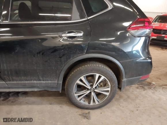 2020 Nissan Rogue SV with VIN JN8AT2MV9LW140373, listed as a IAAI auction lot 41635662 with 76,630 mi miles. Bid and sale history available at carsss.com. Image 6.