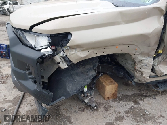 2024 Chevrolet Colorado 4WD Trail Boss with VIN 1GCPTEEK2R1155752, listed as a IAAI auction lot 42211659 with 28,428 mi miles and . Bid and sale history available at DreamBid. Image 18.
