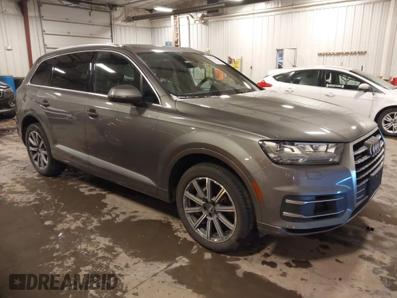 2017 Audi Q7 Premium Plus with VIN WA1LAAF71HD056659, listed as a IAAI auction lot 41729649 with 105,685 mi miles. Bid and sale history available at carsss.com. Image 1.