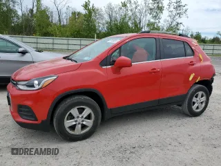 2020 Chevrolet Trax LT z VIN KL7CJPSB3LB330755, wystawiony jako Copart lot #57498015 z przebiegiem 61 879 mil mil oraz Szkoda całkowita • Salvage title. Historia ofert i sprzedaży dostępna na DreamBid. Obrazek 1.
