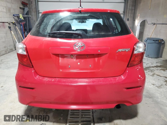 2011 Toyota Matrix z VIN 2T1KU4EE6BC542253, wystawiony jako Copart lot #48329545 z przebiegiem 178 686 mil mil oraz Szkoda całkowita • Salvage title. Historia ofert i sprzedaży dostępna na DreamBid. Obrazek 6.