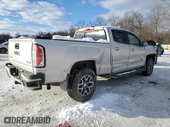 2015 GMC Canyon 4WD SLE with VIN 1GTG6BE37F1187705, listed as a Copart auction lot 87923705 with 111,254 mi miles and Salvage Title. Bid and sale history available at carsss.com. Image 3.