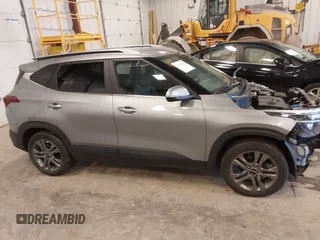 2022 Kia Seltos S with VIN KNDEU2AA8N7263350, listed as a IAAI auction lot 42147067 with 61,042 mi miles and . Bid and sale history available at DreamBid. Image 13.