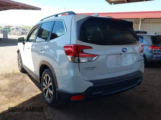 2021 Subaru Forester Limited with VIN JF2SKAUC1MH544738, listed as a IAAI auction lot 42020551 with 23,148 mi miles. Bid and sale history available at carsss.com. Image 3.