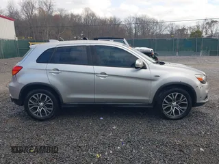 2018 Mitsubishi Outlander Sport ES 2.0 with VIN JA4AR3AU3JZ009201, listed as a IAAI auction lot 40804790 with 118,662 mi miles. Bid and sale history available at carsss.com. Image 13.