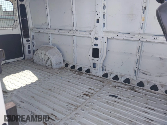 2019 Ram ProMaster Cargo with VIN 3C6TRVDG2KE506177, listed as a IAAI auction lot 42237329 with 220,000 mi miles and . Bid and sale history available at DreamBid. Image 8.