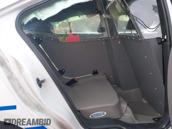 2015 Ford Police Interceptor с VIN 1FAHP2MK2FG195532, выставлен на аукционе IAAI как лот 41793882 с пробегом 90 423 миль миль и . История ставок и продаж доступна на DreamBid. Изображение 8.