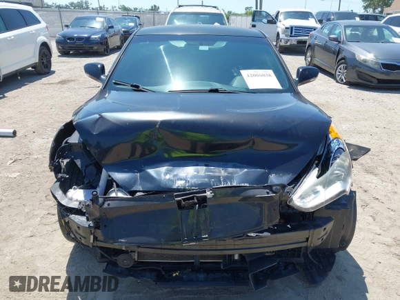 2016 Hyundai Veloster Turbo with VIN KMHTC6AE5GU281597, listed as a IAAI auction lot 42006038 with 77,642 mi miles. Bid and sale history available at carsss.com. Image 6.