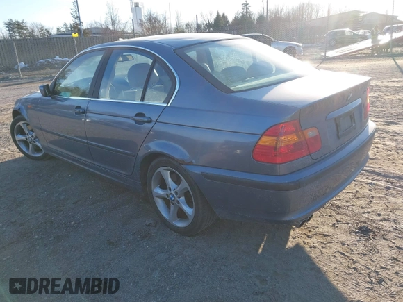 2003 BMW 3 Series 330i with VIN WBAEV53493KM30960, listed as a IAAI auction lot 41420568 with 192,456 mi miles. Bid and sale history available at carsss.com. Image 3.