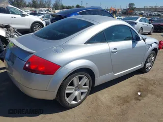 2001 Audi TT z VIN TRUSX28N211034913, wystawiony jako IAAI lot #41855142 z przebiegiem 122 354 mil mil oraz . Historia ofert i sprzedaży dostępna na DreamBid. Obrazek 4.