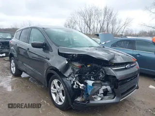 2016 Ford Escape SE with VIN 1FMCU9GXXGUC53589, listed as a IAAI auction lot 42017364 with 89,394 mi miles. Bid and sale history available at carsss.com. Image 1.