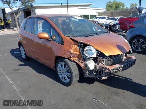 2011 Honda Fit Sport z VIN JHMGE8H59BS008957, wystawiony jako IAAI lot #42360019 z przebiegiem 158 975 mil mil oraz . Historia ofert i sprzedaży dostępna na DreamBid. Obrazek 1.