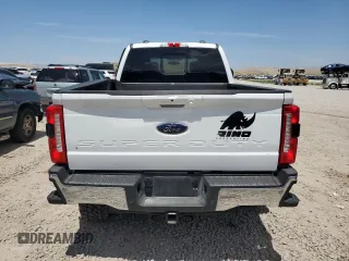 2024 Ford F-350 XL z VIN 1FT8W3BT8REF59919, wystawiony jako Copart lot #56713355 z przebiegiem 69 826 mil mil oraz Szkoda całkowita • Salvage title. Historia ofert i sprzedaży dostępna na DreamBid. Obrazek 6.
