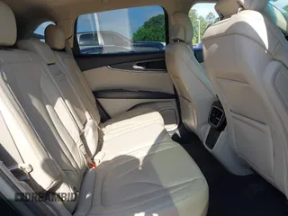 2016 Lincoln MKX Reserve with VIN 2LMTJ6LP9GBL27835, listed as a IAAI auction lot 42175905 with 87,541 mi miles. Bid and sale history available at carsss.com. Image 8.