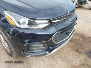2022 Chevrolet Trax LT with VIN KL7CJPSM3NB558839, listed as a IAAI auction lot 41772691 with 13,082 mi miles. Bid and sale history available at carsss.com. Image 6.