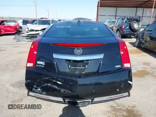2012 Cadillac CTS z VIN 1G6DA1E30C0140824, wystawiony jako IAAI lot #42426732 z przebiegiem 132 697 mil mil oraz . Historia ofert i sprzedaży dostępna na DreamBid. Obrazek 17.