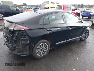 2020 Hyundai Ioniq SE with VIN KMHC75LJ3LU071938, listed as a IAAI auction lot 41785298 with 47,165 mi miles and . Bid and sale history available at DreamBid. Image 4.