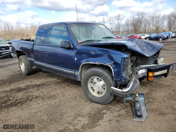 1999 GMC Sierra Classic 1500 with VIN 1GTEC19R1XR510643, listed as a Copart auction lot 47965215 with 176119 miles and Salvage Title. Bid and sale history available at carsss.com. Image 4.