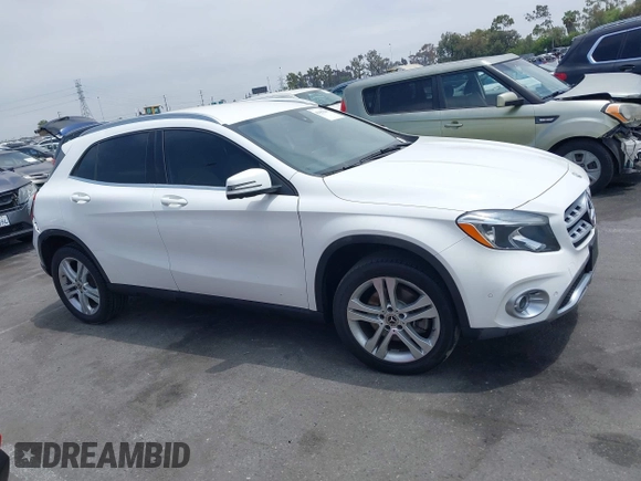 2018 Mercedes-Benz GLA 250 z VIN WDCTG4EBXJJ479396, wystawiony jako IAAI lot #42432247 z przebiegiem 83 856 mil mil oraz . Historia ofert i sprzedaży dostępna na DreamBid. Obrazek 13.
