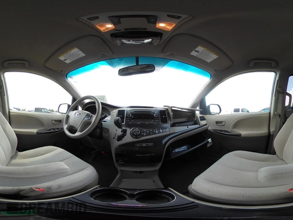 2014 Toyota Sienna LE AAS with VIN 5TDKK3DC0ES525654, listed as a IAAI auction lot 42153582 with 71,258 mi miles and . Bid and sale history available at carsss.com. Image 18.