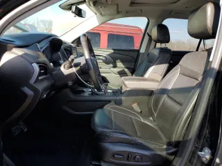 2018 Chevrolet Traverse Premier with VIN 1GNEVJKW5JJ152423, listed as a Copart auction lot 51202685 with 124,673 mi miles and Salvage Title. Bid and sale history available at DreamBid. Image 7.