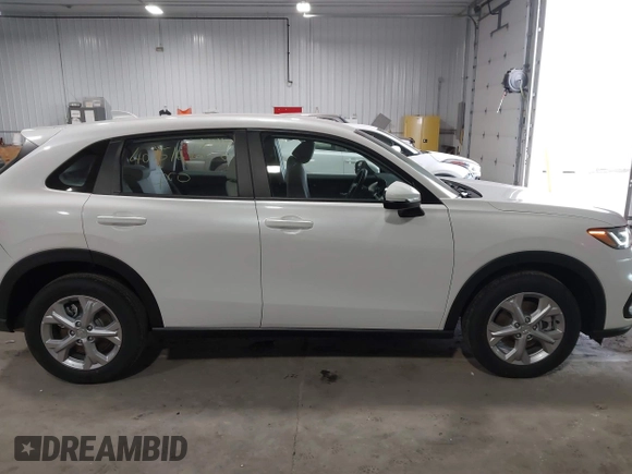 2024 Honda HR-V LX with VIN 3CZRZ2H38RM771818, listed as a IAAI auction lot 40751646 with 9,741 mi miles and . Bid and sale history available at DreamBid. Image 13.