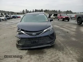 2024 Toyota Sienna LE with VIN 5TDKSKFC9RS113116, listed as a Copart auction lot 88709905 with 23,282 mi miles and Salvage Title. Bid and sale history available at carsss.com. Image 12.