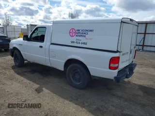 2006 Ford Ranger XL with VIN 1FTYR10D36PA89886, listed as a IAAI auction lot 41815941 with 332,739 mi miles. Bid and sale history available at carsss.com. Image 3.