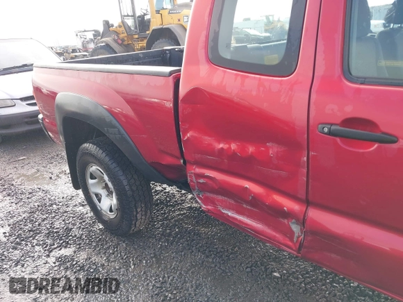 2008 Toyota Tacoma with VIN 5TEUU42N88Z549155, listed as a IAAI auction lot 41276589 with 85,539 mi miles and . Bid and sale history available at DreamBid. Image 17.